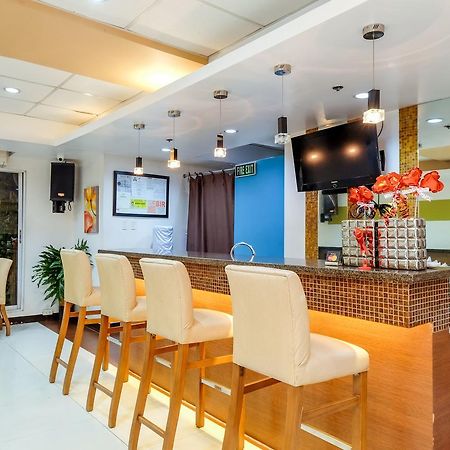 Zen Rooms Zobel Roxas Street Makati Makati City Exterior photo