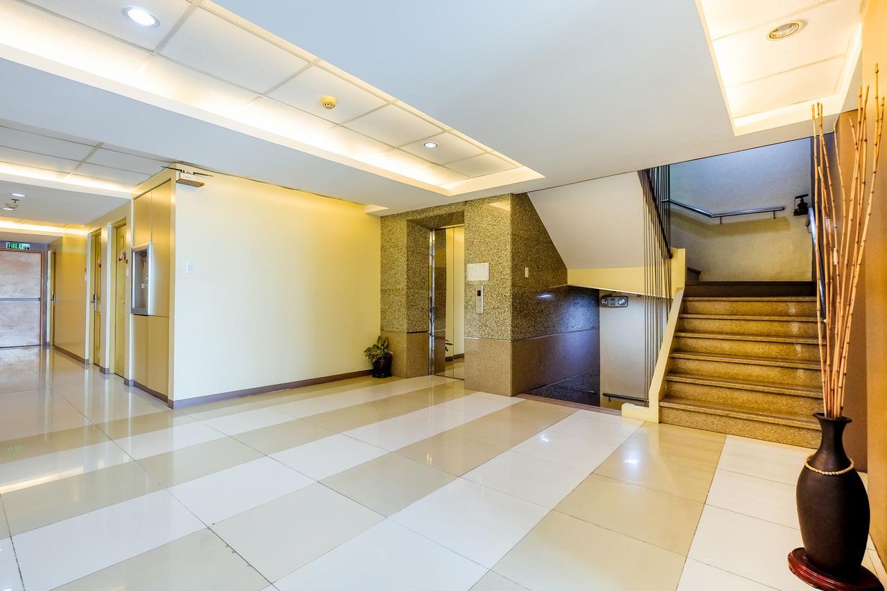 Zen Rooms Zobel Roxas Street Makati Makati City Exterior photo
