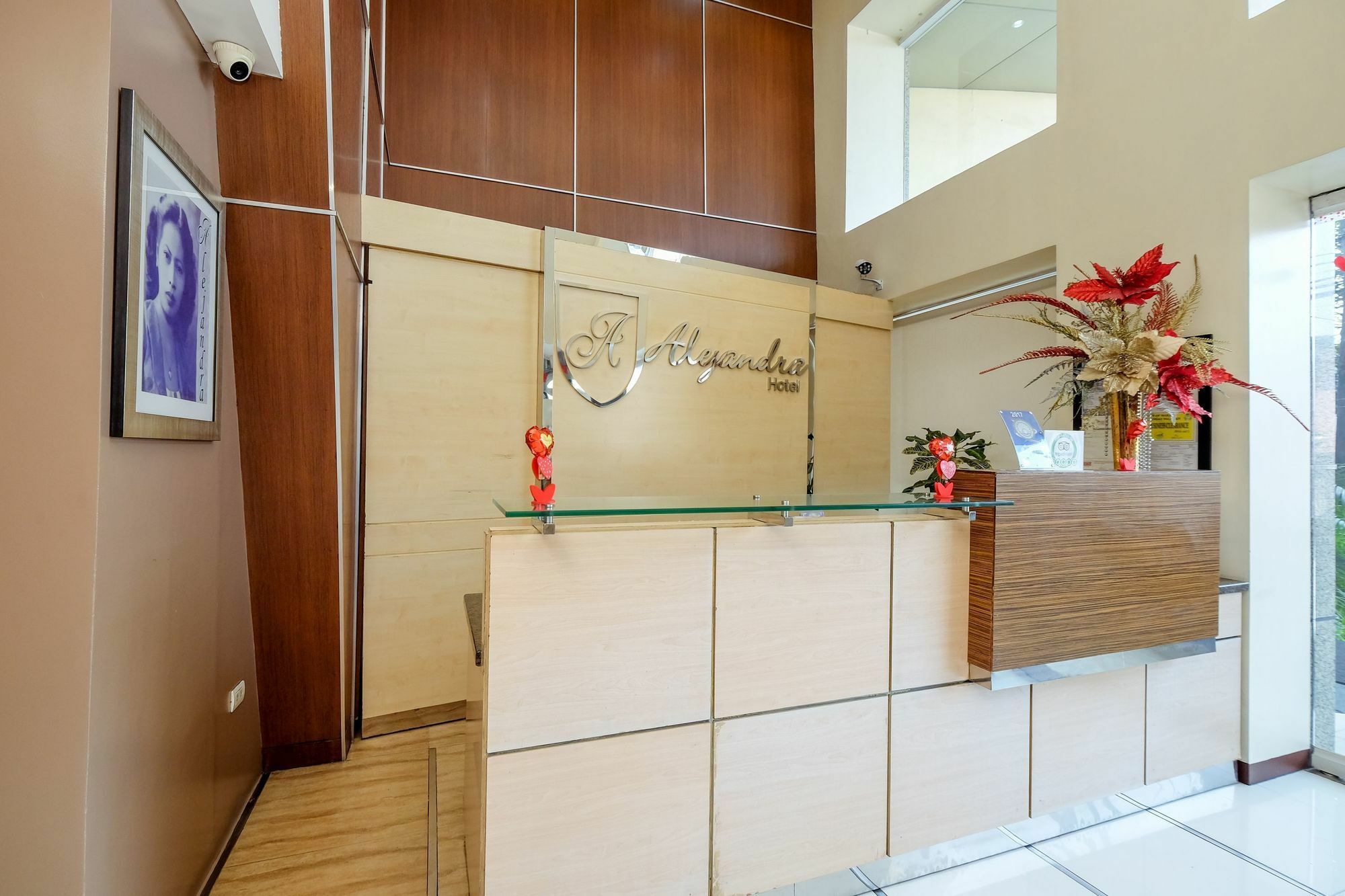 Zen Rooms Zobel Roxas Street Makati Makati City Exterior photo